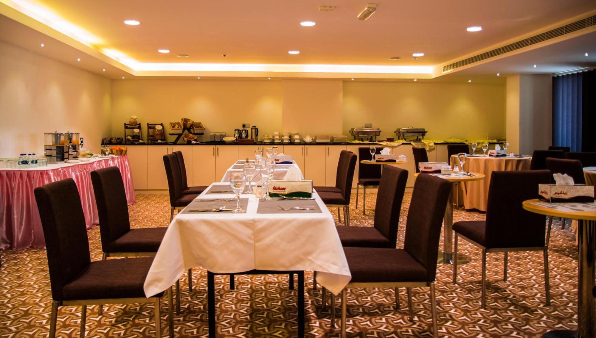 City Park Hotel Apartments Masqat Buitenkant foto